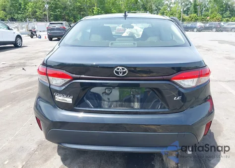 2022 Toyota Corolla Le z USA, uszkodzony, nr VIN JTDEPMAE9NJ217602